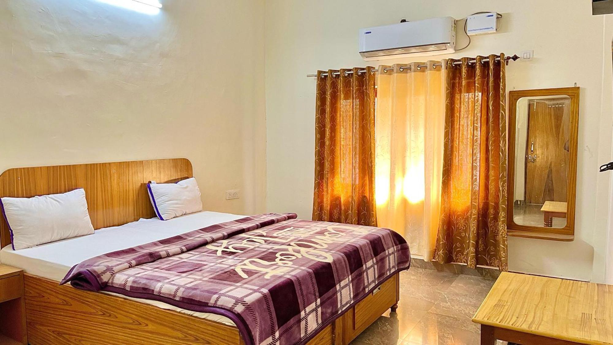 Aditya Palace Orchha Εξωτερικό φωτογραφία